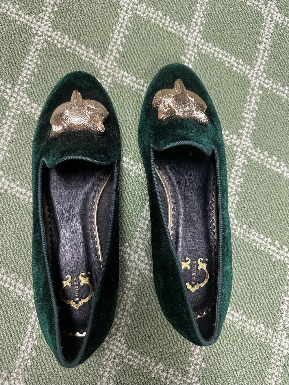 Elegant yet playful C Wonder green flats with exquisite fox head medallions!!!